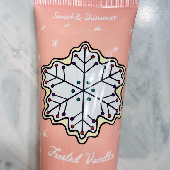 NEW Sweet N Shimmer Frosted Vanilla Hand Lotion - Picture 3 of 4